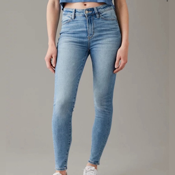 American Eagle Ultra Stretch Light Wash Jegging - Picture 1 of 6